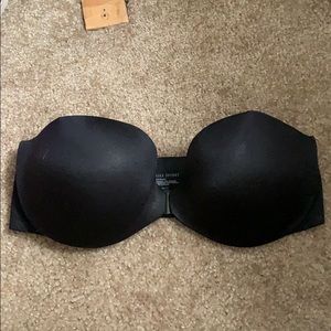 Victoria’s Secret Strapless Bra